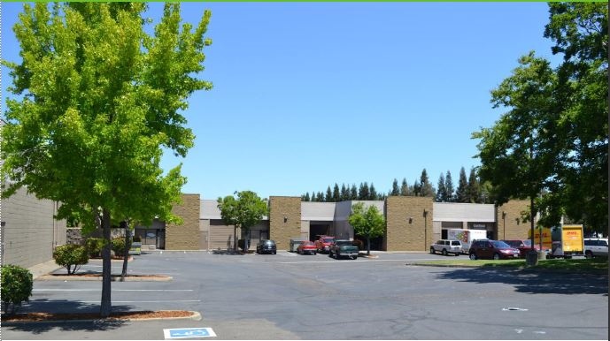 10255 Old Placerville Rd, Sacramento, CA en alquiler - Foto del edificio - Imagen 2 de 4