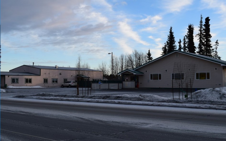 110 N Willow St, Kenai, AK en venta - Foto principal - Imagen 1 de 1