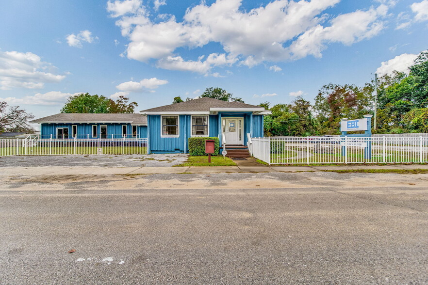 725 S J St, Pensacola, FL en venta - Foto del edificio - Imagen 1 de 69