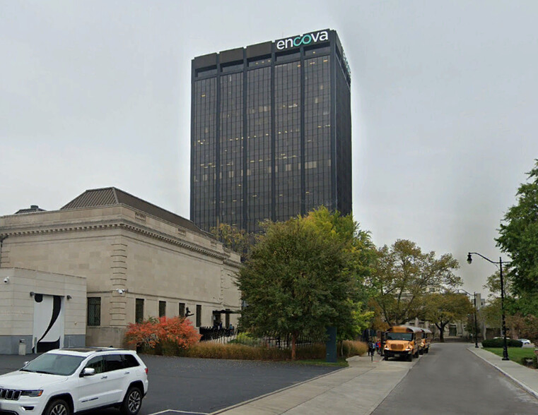 471 E Broad St, Columbus, OH en alquiler - Foto del edificio - Imagen 3 de 6