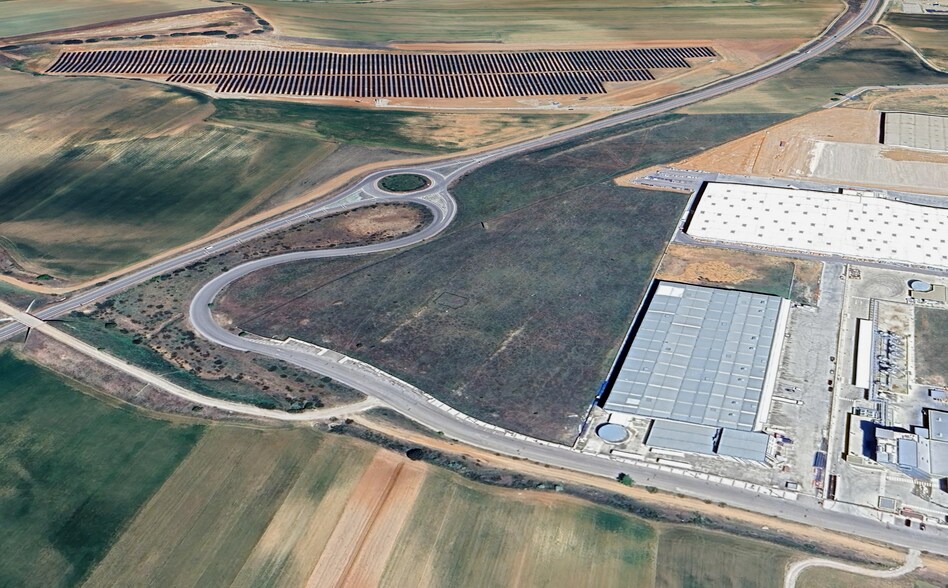 Avenida Asia, 8, Fontanar, Guadalajara en venta - Vista aérea - Imagen 2 de 3