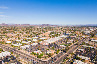 7360 W Bell Rd, Glendale, AZ - vista aérea  vista de mapa - Image1