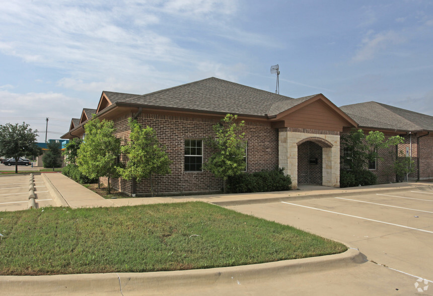 200 Meadowlands Blvd, Keller, TX en venta - Foto del edificio - Imagen 3 de 16