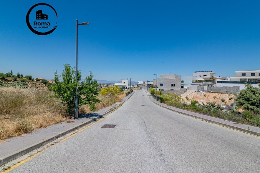 Terreno en La Zubia, Granada en venta - Foto del edificio - Imagen 3 de 34