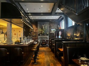 558 Sacramento St, San Francisco, CA en alquiler Foto del interior- Imagen 1 de 2