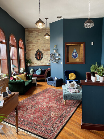 106 E Doty St, Madison, WI en alquiler - Foto del interior - Imagen 3 de 16