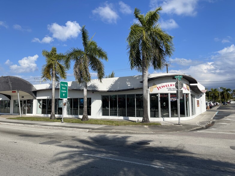 250-266 N Federal Hwy, Hallandale Beach, FL en alquiler - Foto del edificio - Imagen 2 de 7