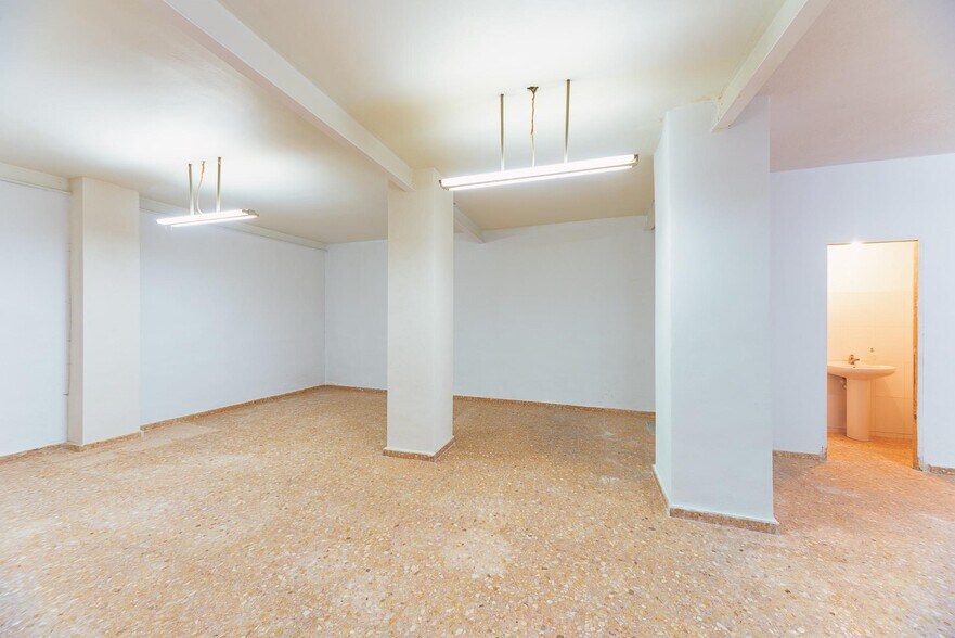 Carrer Monserrate Guilabert Valero, 77, Elche, Alicante en venta - Foto del interior - Imagen 3 de 15