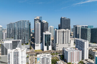 80 SW 8th St, Miami, FL - vista aérea  vista de mapa