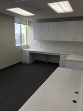 15243 Vanowen St, Van Nuys, CA en alquiler Foto del interior- Imagen 2 de 11