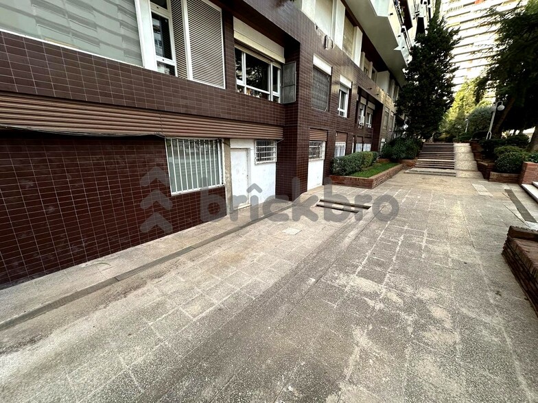 Carrer de Pau Alsina, Barcelona, Barcelona en venta - Foto del edificio - Imagen 3 de 11