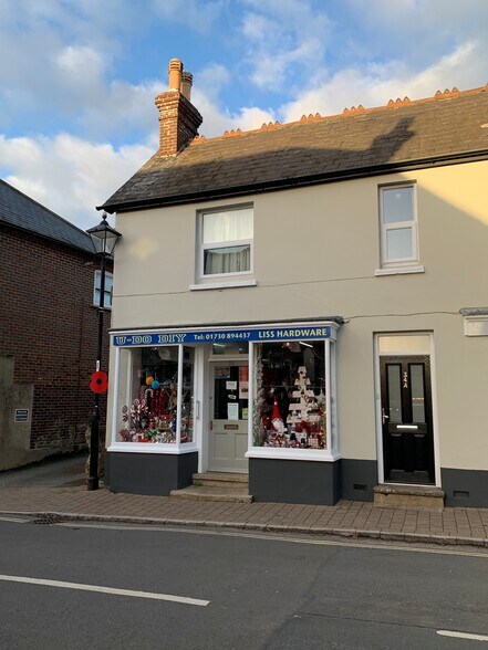 34-36 Station Rd, Liss en alquiler - Foto del edificio - Imagen 2 de 3