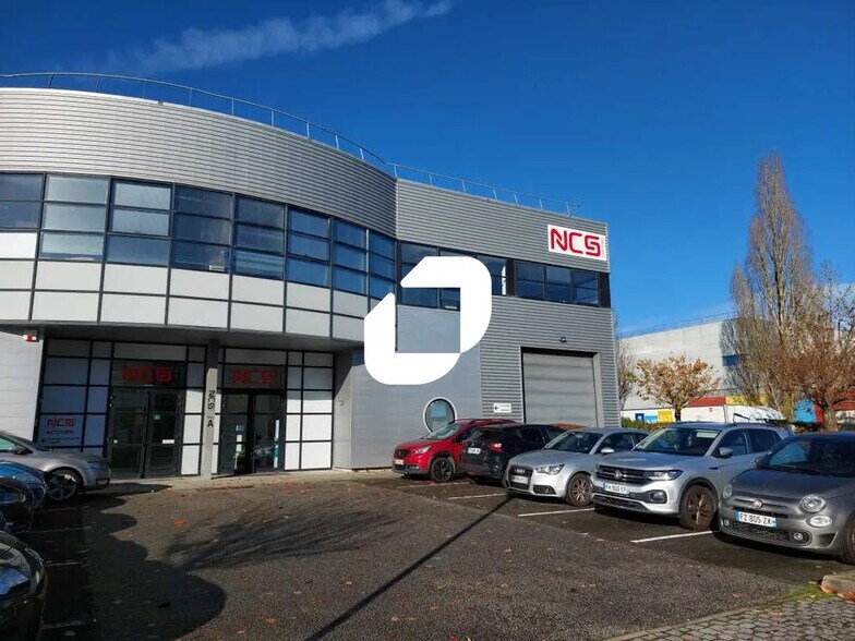 3 Rue Du Groupe Manoukian, Élancourt en alquiler - Foto del edificio - Imagen 3 de 16