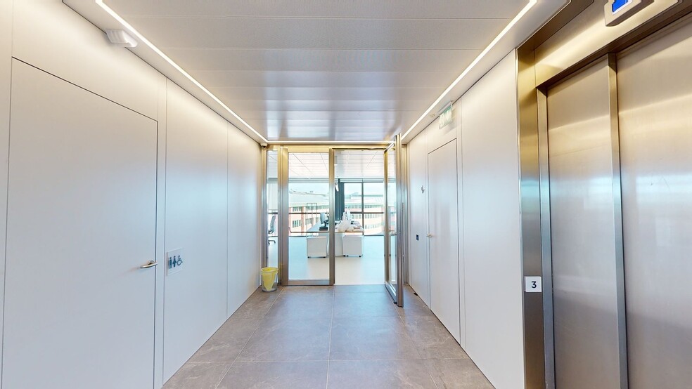 Camino Cerro de los Gamos, 1, Pozuelo de Alarcón, Madrid en alquiler - Matterport 3D Scan - Imagen 3 de 20