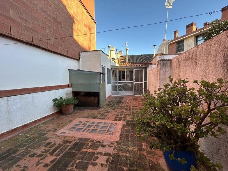 Terreno en Sant Quirze del Vallès, Barcelona en venta - Foto del edificio - Imagen 2 de 5