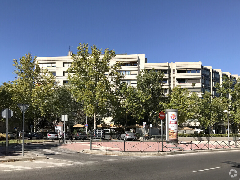 Calle General Ibáñez de Íbero, 5, Madrid, Madrid en venta - Foto del edificio - Imagen 2 de 2