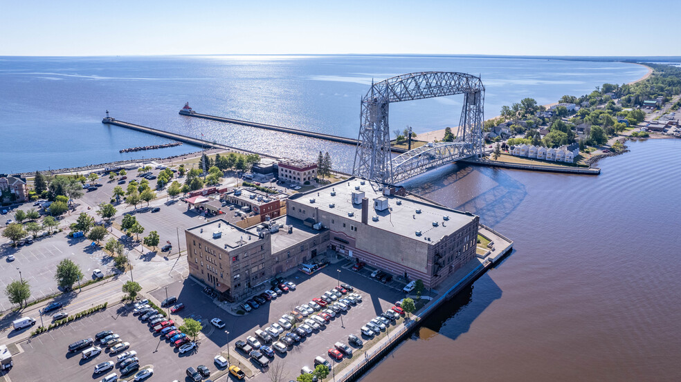 525 S Lake Ave, Duluth, MN en alquiler - Foto del edificio - Imagen 2 de 8