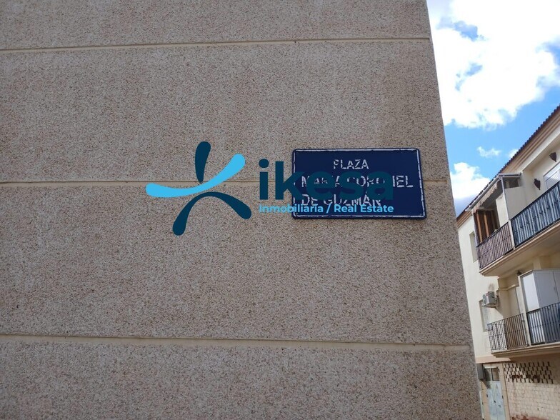 Local en Gibraleón, Huelva en venta - Foto del edificio - Imagen 2 de 16