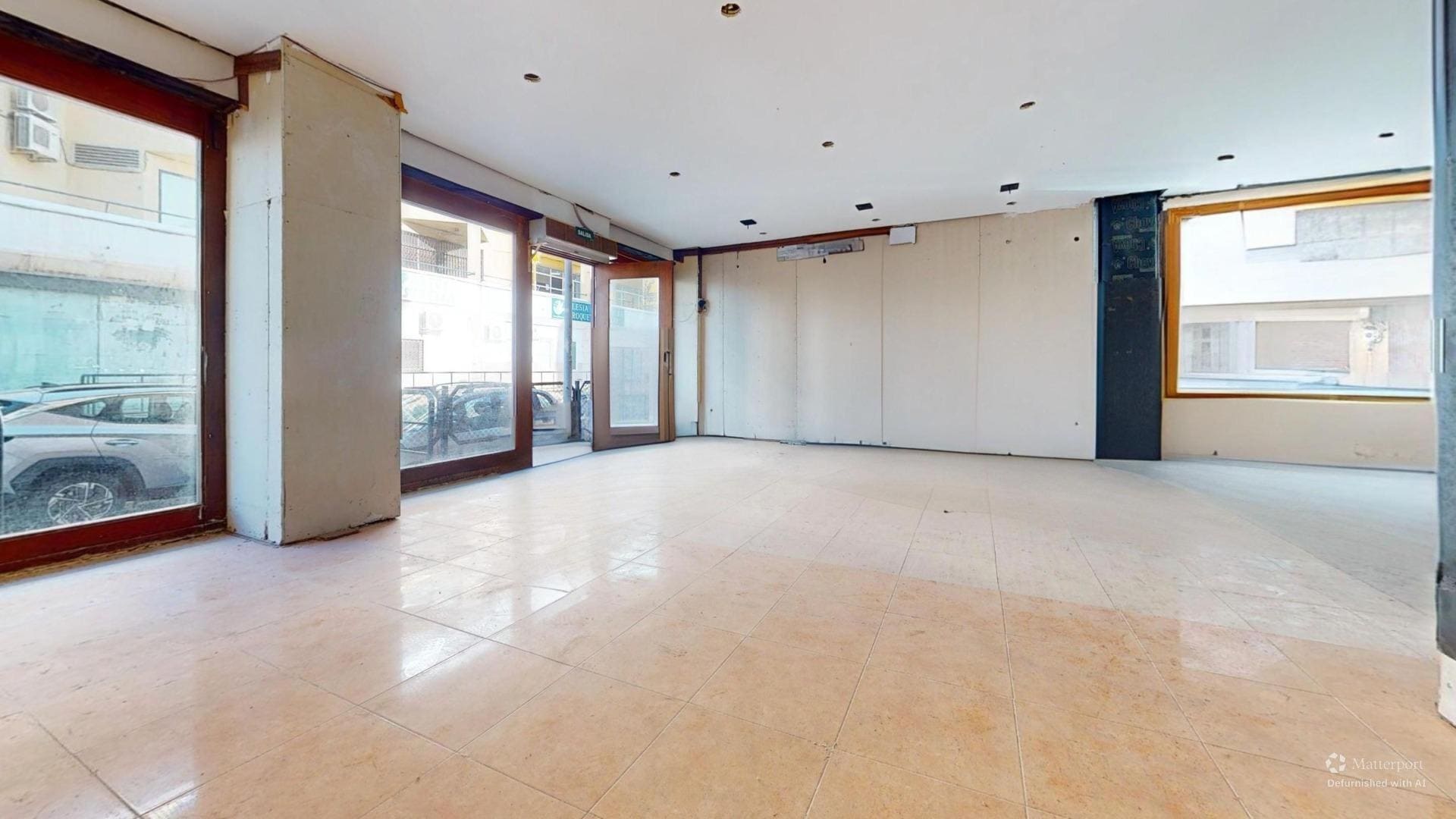 Local en Roquetas de Mar, Almería en venta Foto del interior- Imagen 1 de 13