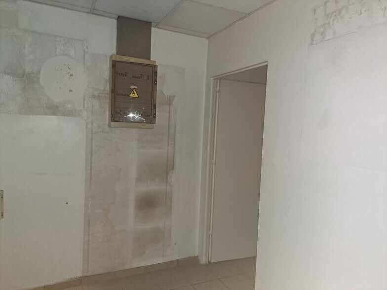 Local en Santiago de Compostela, La Coruna en alquiler - Foto del interior - Imagen 3 de 10