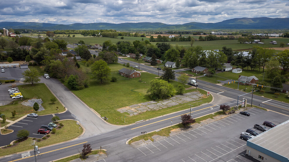 3318 Stuarts Draft Hwy, Stuarts Draft, VA en venta - Foto del edificio - Imagen 2 de 24