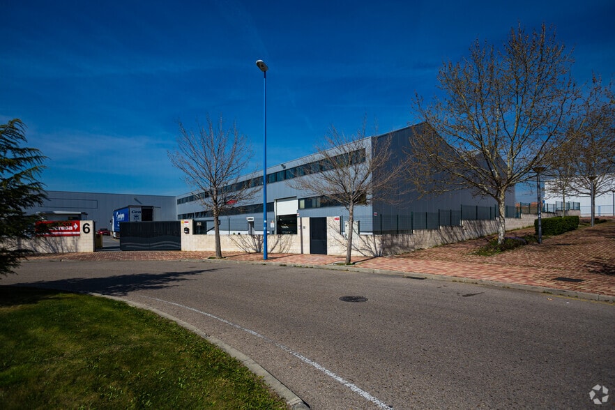Calle Margarita Salas, 6, Leganés, Madrid en alquiler - Foto del edificio - Imagen 1 de 6