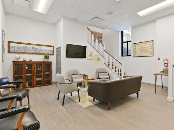 233 E Redwood St, Baltimore, MD en alquiler - Foto del interior - Imagen 2 de 38