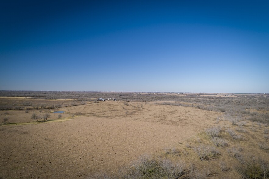 19711 Janak Rd, Coupland, TX en venta - Foto del edificio - Imagen 3 de 5