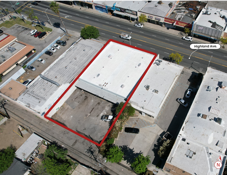 457 W Highland Ave, San Bernardino, CA en venta - Foto del edificio - Imagen 3 de 4