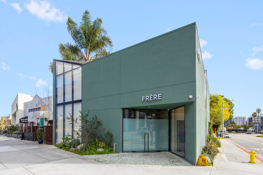 8686 Melrose Ave, West Hollywood, CA en alquiler - Foto del edificio - Imagen 1 de 9