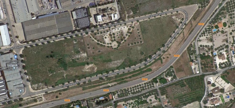 Nave en Ontinyent en venta - Vista aérea - Imagen 2 de 2