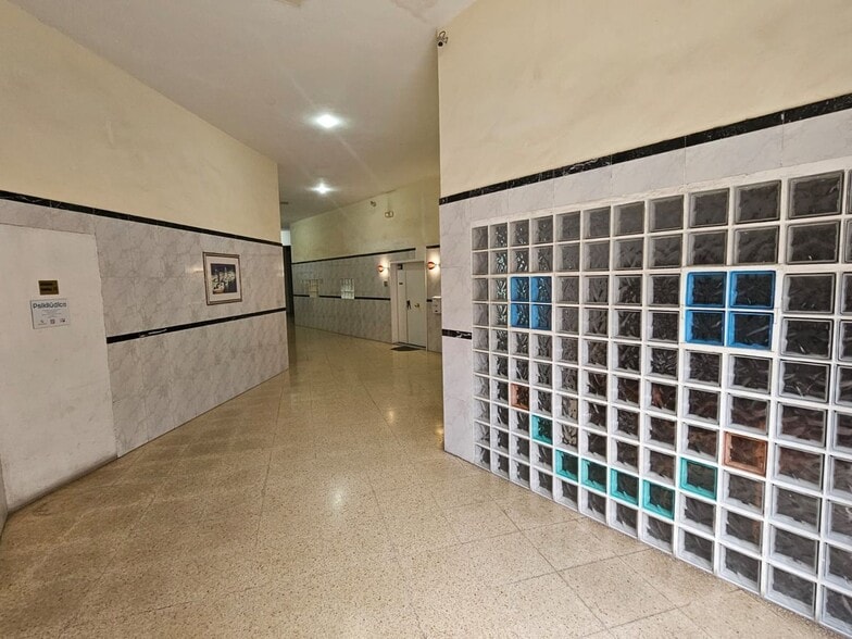 Local en Las Palmas de Gran Canaria en venta - Foto del interior - Imagen 3 de 21