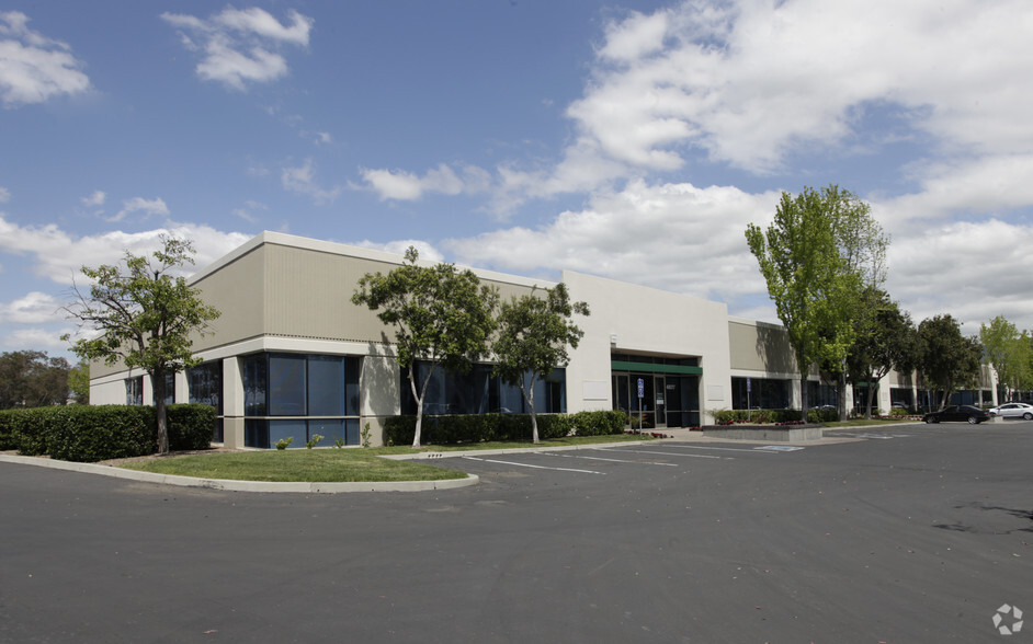 48001-48025 Fremont Blvd, Fremont, CA en alquiler - Foto del edificio - Imagen 2 de 11