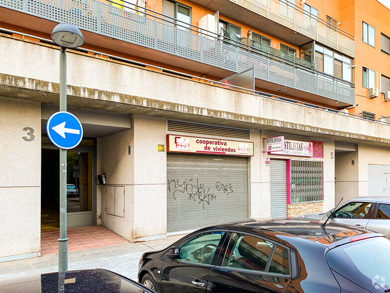 Edificio residencial en Azuqueca de Henares, Guadalajara en venta - Foto del edificio - Imagen 2 de 2