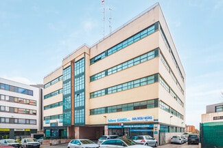 Más detalles de Calle Secoya, 19, Madrid - Local en alquiler