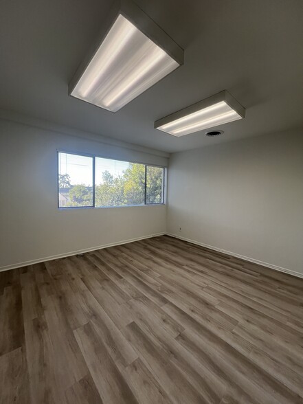 6210 Wilshire Blvd, Los Angeles, CA en alquiler - Foto del interior - Imagen 2 de 8