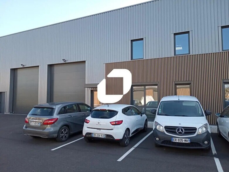 45 Rue Ampère, Chassieu en alquiler - Foto del edificio - Imagen 2 de 12