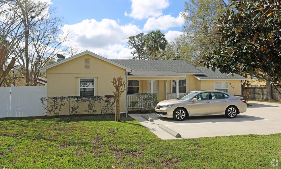 904 W New York Ave, Deland, FL en venta - Foto del edificio - Imagen 3 de 5