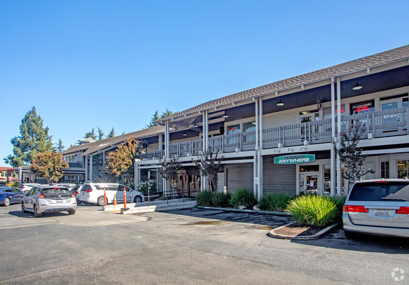 15466 Los Gatos Blvd, Los Gatos, CA en alquiler - Foto del edificio - Imagen 2 de 9