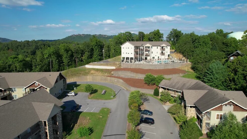 457 Day Springs Rd, Pigeon Forge, TN en venta - Vídeo de anuncio comercial - Imagen 2 de 7