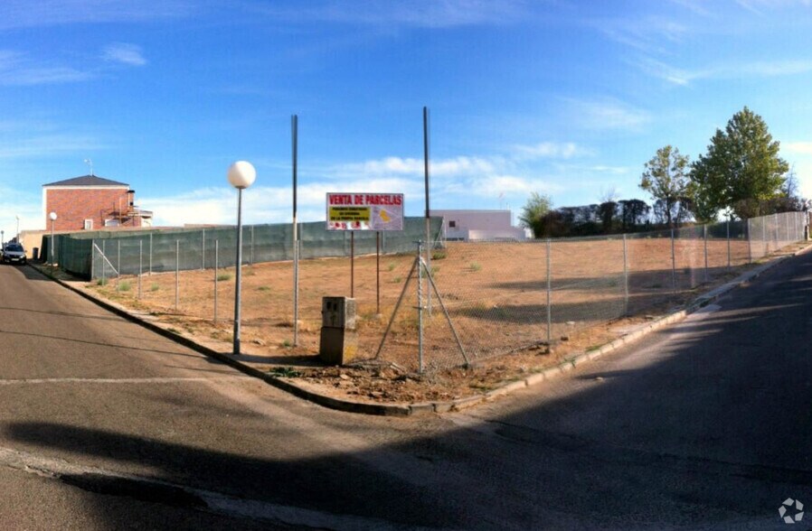Terreno en Olías del Rey, Toledo en venta - Foto del edificio - Imagen 2 de 3