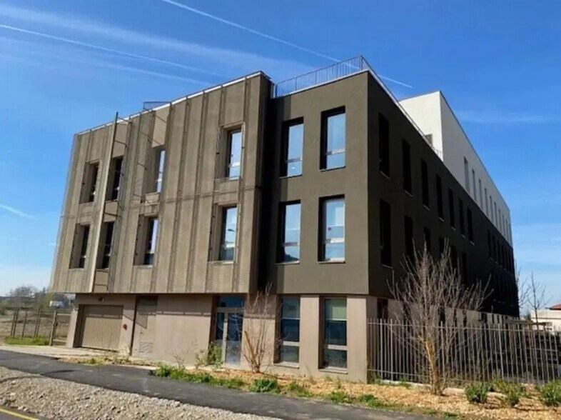22 Avenue Jean Jaurès, Décines-Charpieu en alquiler - Foto del edificio - Imagen 2 de 3