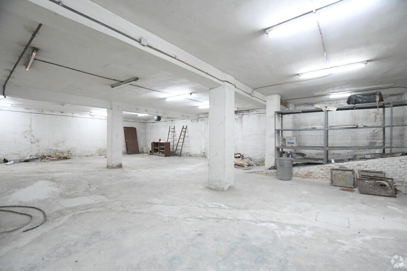 Madrid, MAD 28026 - Unidad Puerta 01 -  - Foto del interior - Image 1 of 22