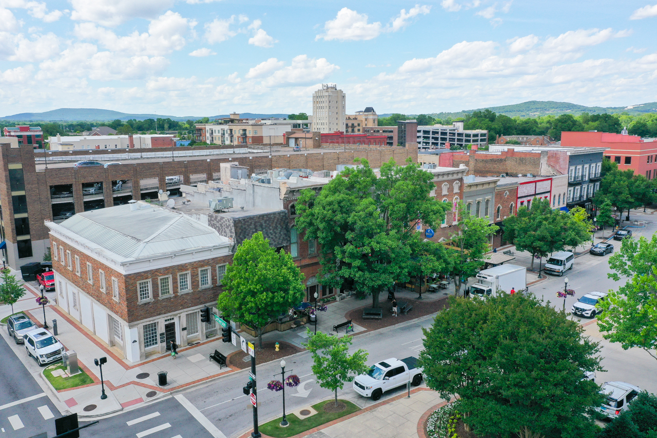 101 North Side Sq, Huntsville, AL en alquiler Foto del edificio- Imagen 1 de 25