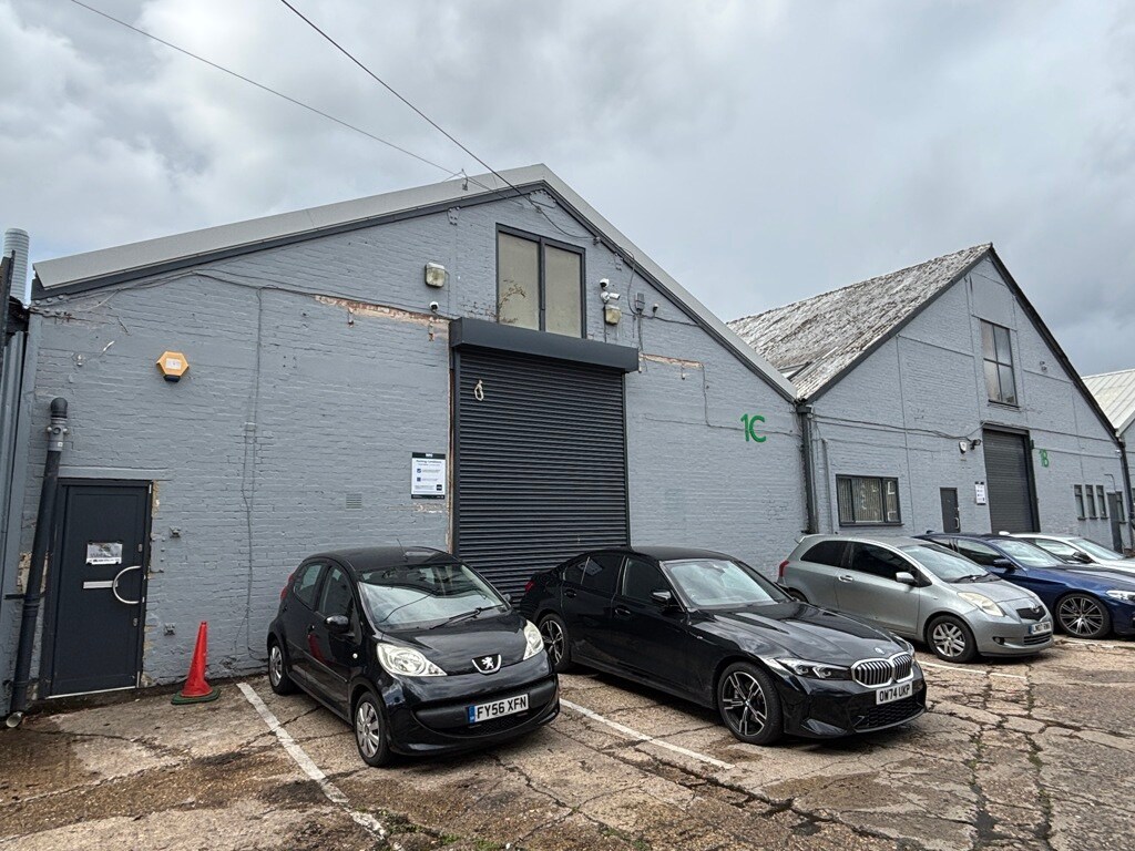 Abercromby Ave, High Wycombe en alquiler Foto del edificio- Imagen 1 de 5