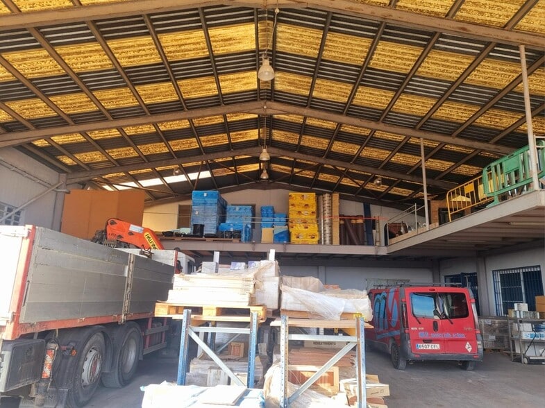 Nave en Amposta, Tarragona en venta - Foto del interior - Imagen 1 de 4