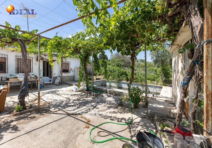 Terreno en La Zubia en venta - Foto del edificio - Imagen 2 de 32