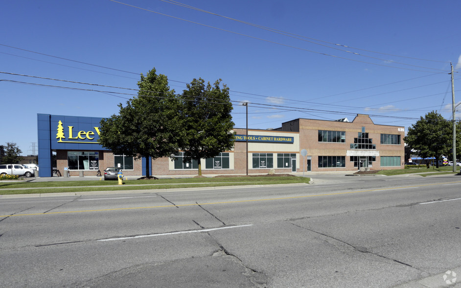 620 Davenport Rd, Waterloo, ON en alquiler - Foto principal - Imagen 1 de 5