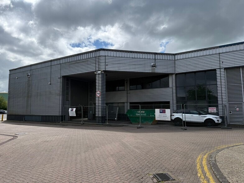 Transfesa Rd, Paddock Wood en alquiler - Foto del edificio - Imagen 2 de 77