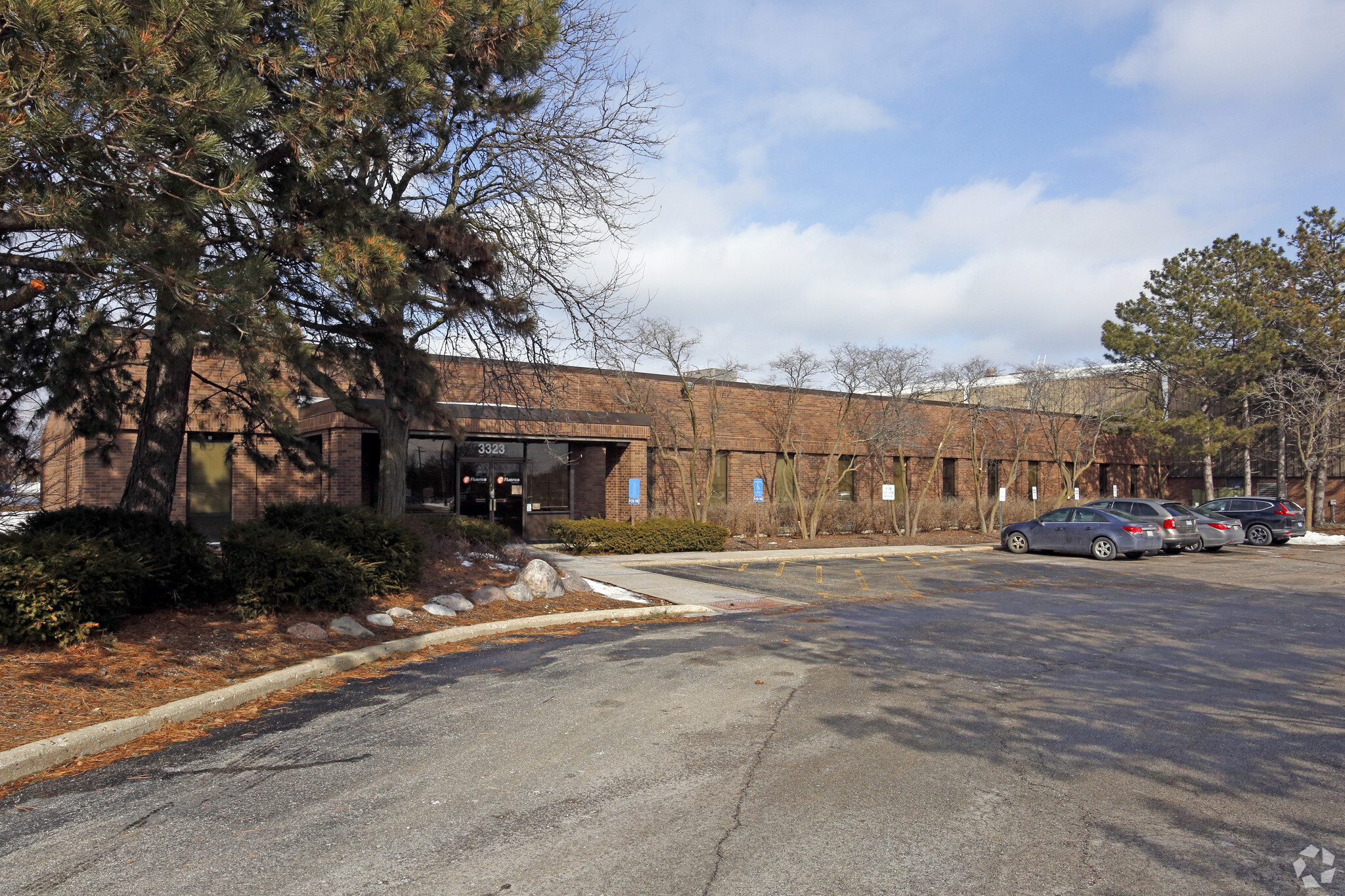 3311-3333 N Kennicott Ave, Arlington Heights, IL en alquiler Foto del edificio- Imagen 1 de 6